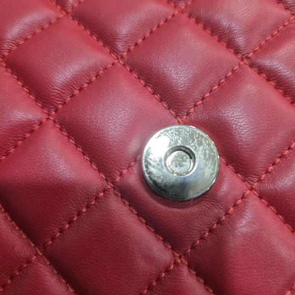 Versace Red Quilted Nappa Leather Medusa Shoulder Bag – Gold Hardware - Picture 10 of 17